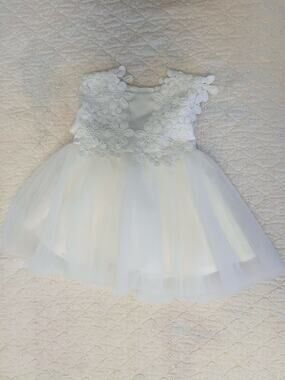 NWT  Special Occasions Baby Dress size 12 month